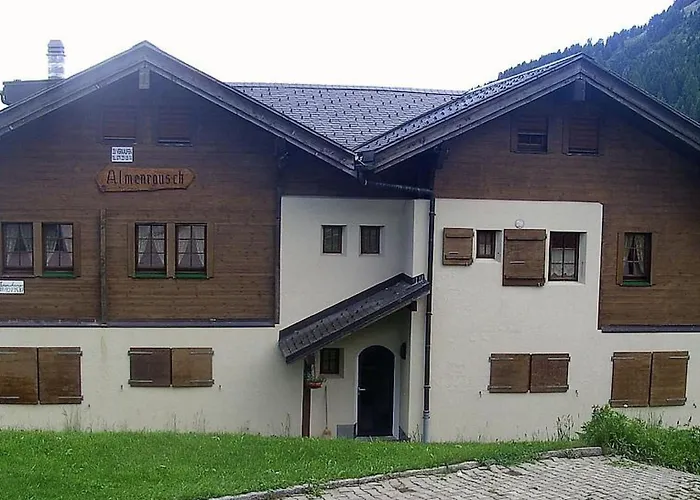 Apartment Almenrausch 2- Og Sued-west By Interhome